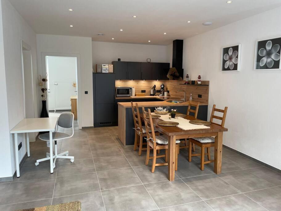 Gemuetliche, Topp Ausgestattete Ferienwohnung Bann Eksteriør billede